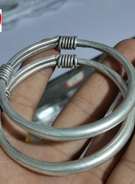 古玩收藏仿古白铜镀银圆条银手镯老银可以调节大小手镯