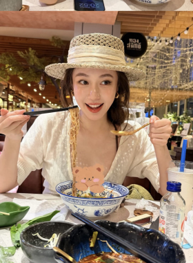 博主同款丝麻装饰法式海边度假草帽女夏季咸草编镂空平顶遮阳礼帽