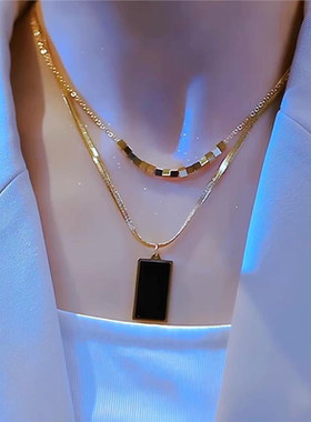 奥特莱斯十方牌双层叠戴锁骨链