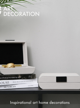 O2极饰皮革摆件现代简约