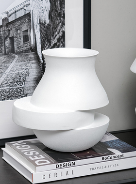 树脂客厅样板房哑光质感抽象摆件