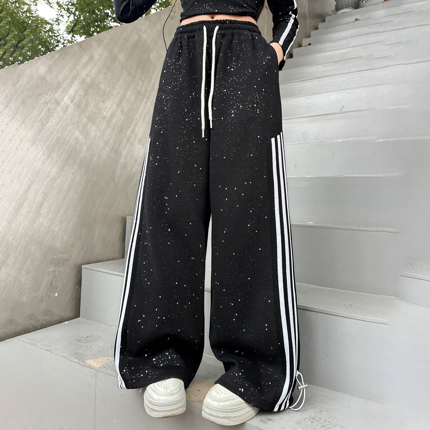 女童春秋撒银拉条阔腿裤2026新款中大童卫裤休闲运动裤表演服,淘宝优惠券,粉丝福利购,淘宝优惠卷