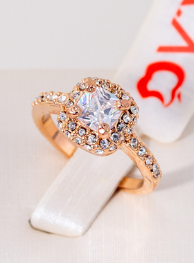 伊泰莲娜丽晶红苹果女士水晶戒指