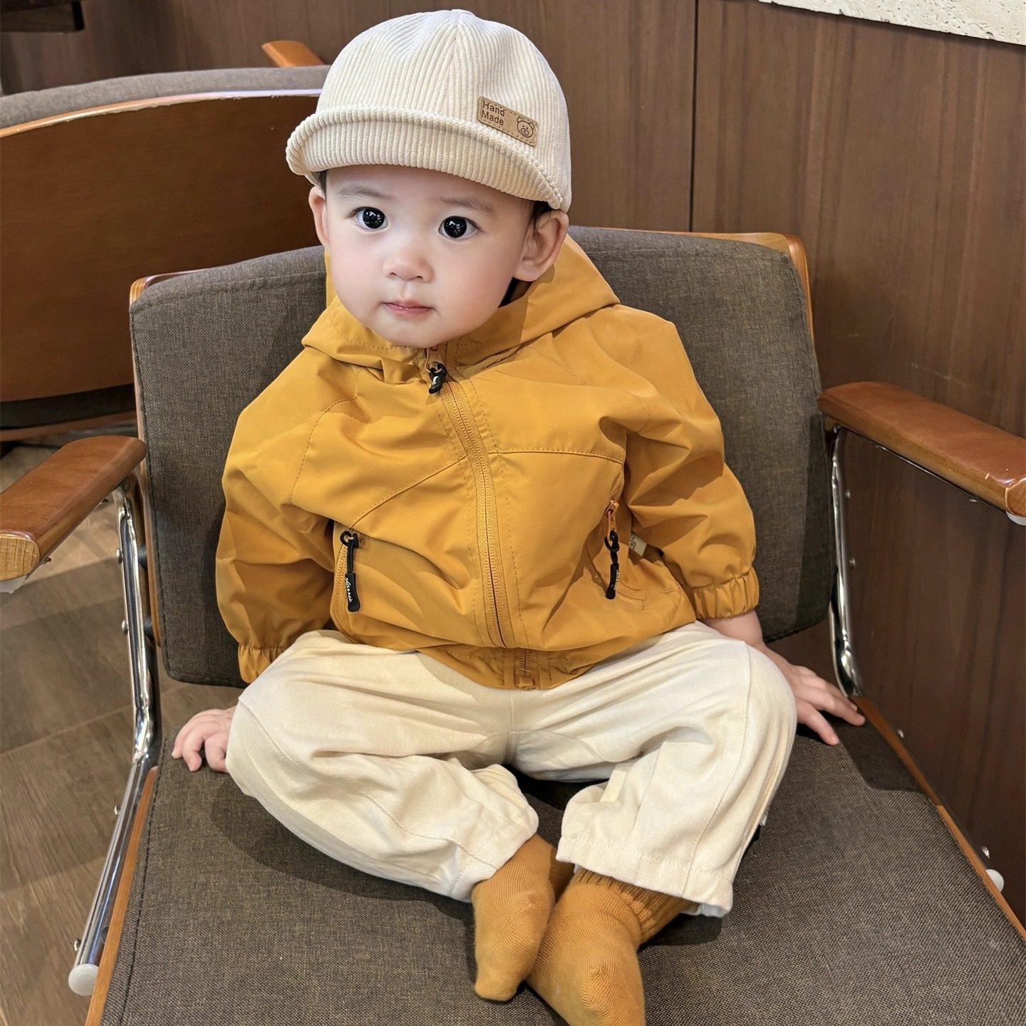 男宝洋气秋冬小套装潮帅气时髦婴儿冲锋衣外套网红弯刀裤分体两件,淘宝优惠券,粉丝福利购,淘宝优惠卷