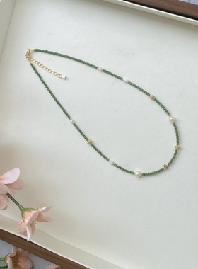 天然珍珠项链捷克米珠2mm极细锁骨链绿色串珠颈链小众轻奢高级感