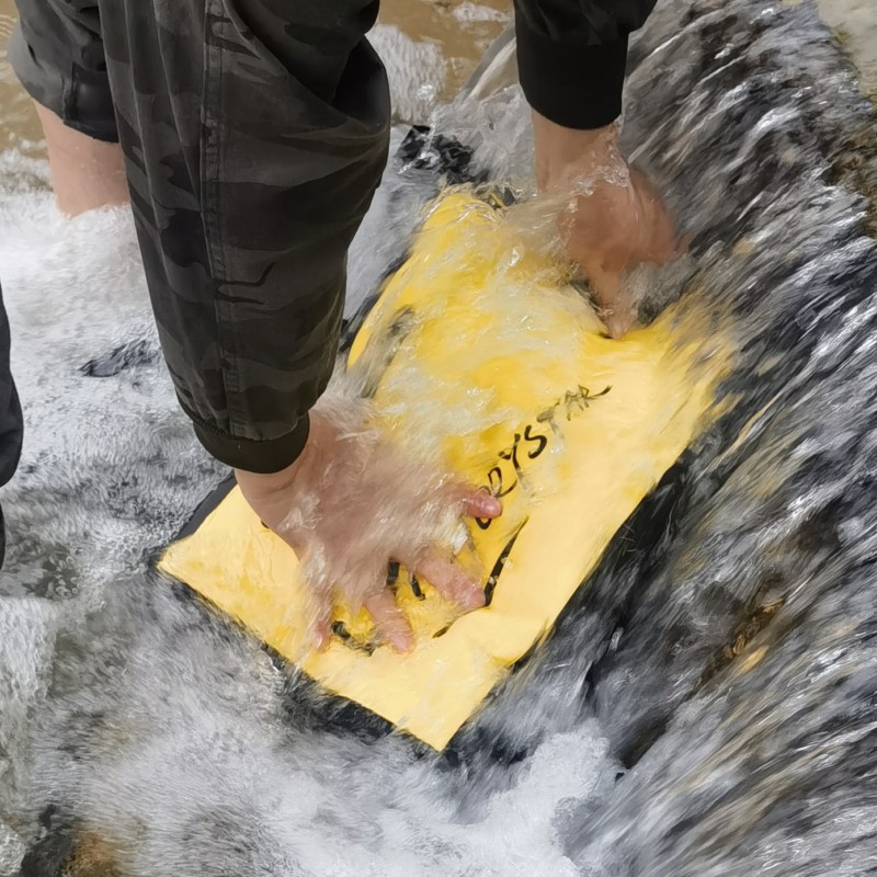 水上背包运动冲浪漂流溯溪游泳野营露营垂钓旅游防水双肩包户外包