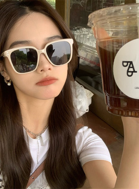 新款大框防紫外线墨镜男女通用