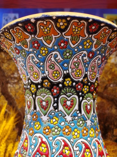 Iranian ceramic handicrafts tabletop vases earthenware decoration Bogu rack ornaments new home soft decoration company opening gifts