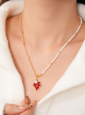 2025冬当季新款 衣佳人折扣 枫叶珍珠项链配饰女设计感毛衣链