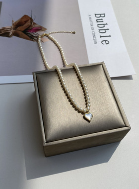 防过敏不掉色 高级松弛范简约日常百搭款珍珠爱心短款项链 锁骨链