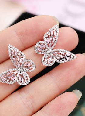 蝴蝶珍珠锆石轻奢时尚风手镯轻奢