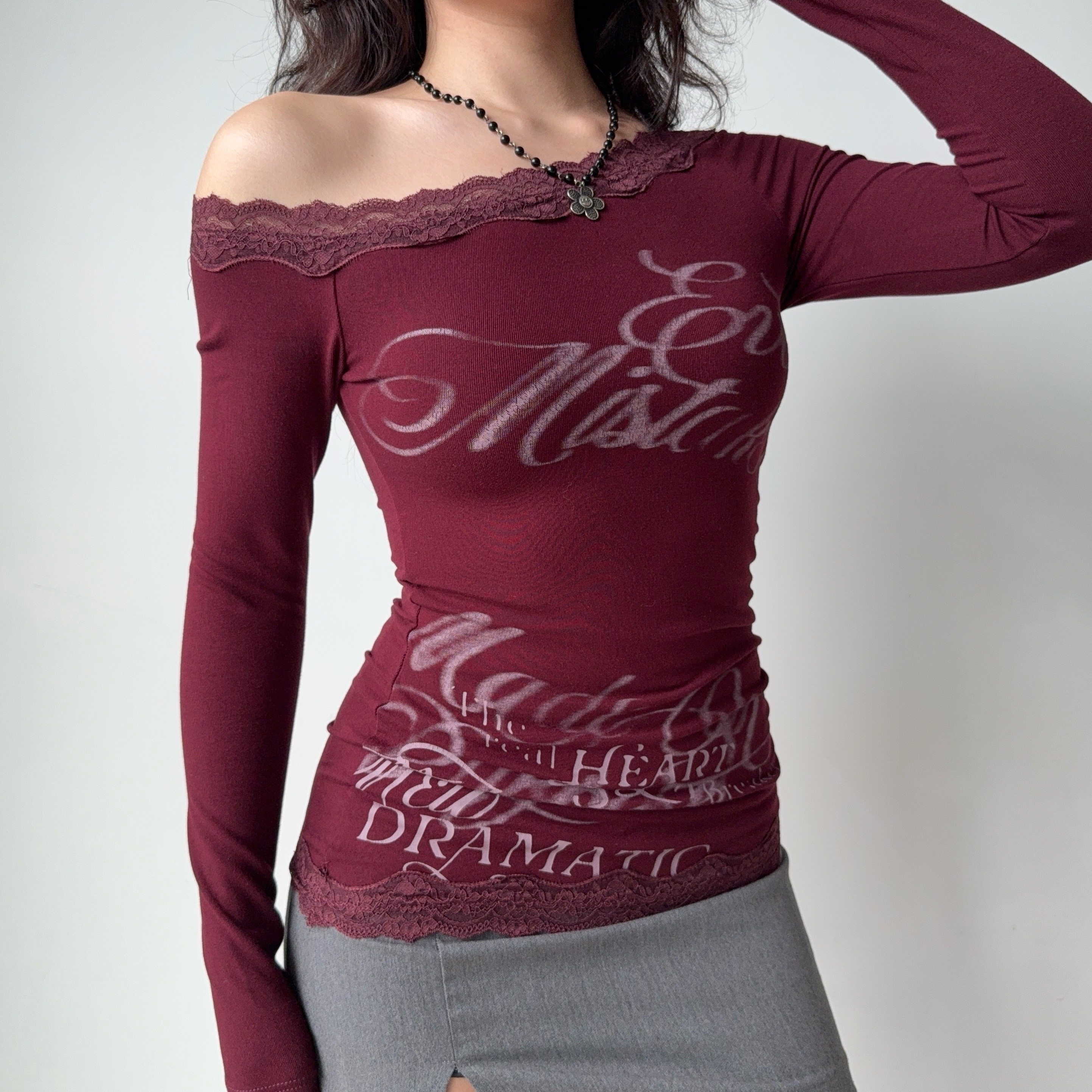 Go Girl Go 自制欧美风性感露肩酒红色长袖T恤女蕾丝拼接字母上衣,淘宝优惠券,粉丝福利购,淘宝优惠卷