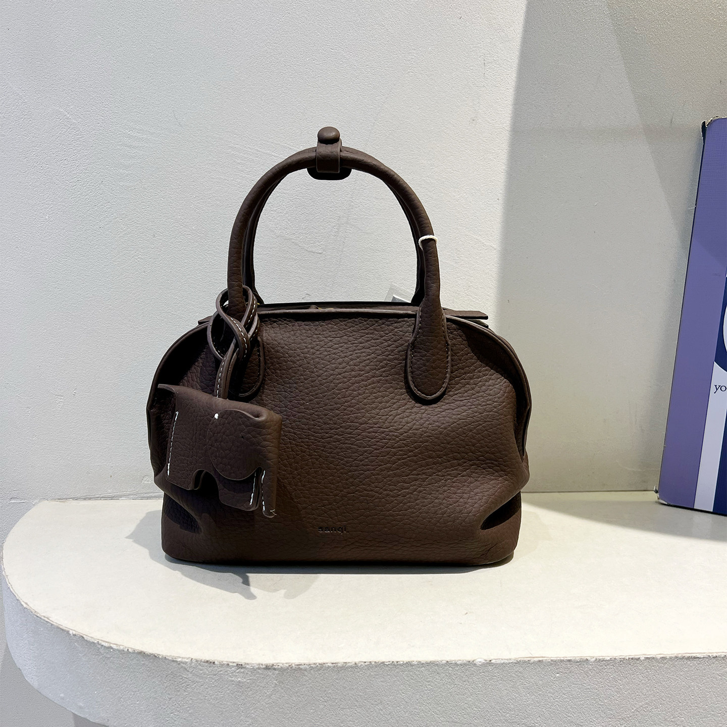 小众质感荔枝纹手提贝壳包时尚保龄球包女2025新款轻奢百搭斜挎包,淘宝优惠券,粉丝福利购,淘宝优惠卷