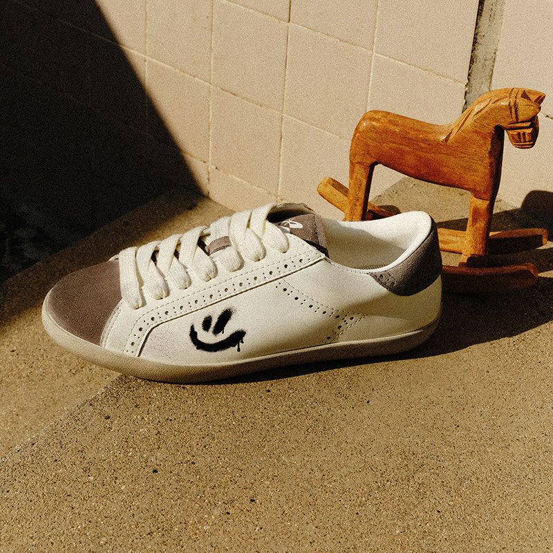 【宋亚轩 赵今麦同款】LeStream春夏新款做旧笑脸百搭软底休闲鞋,淘宝优惠券,粉丝福利购,淘宝优惠卷