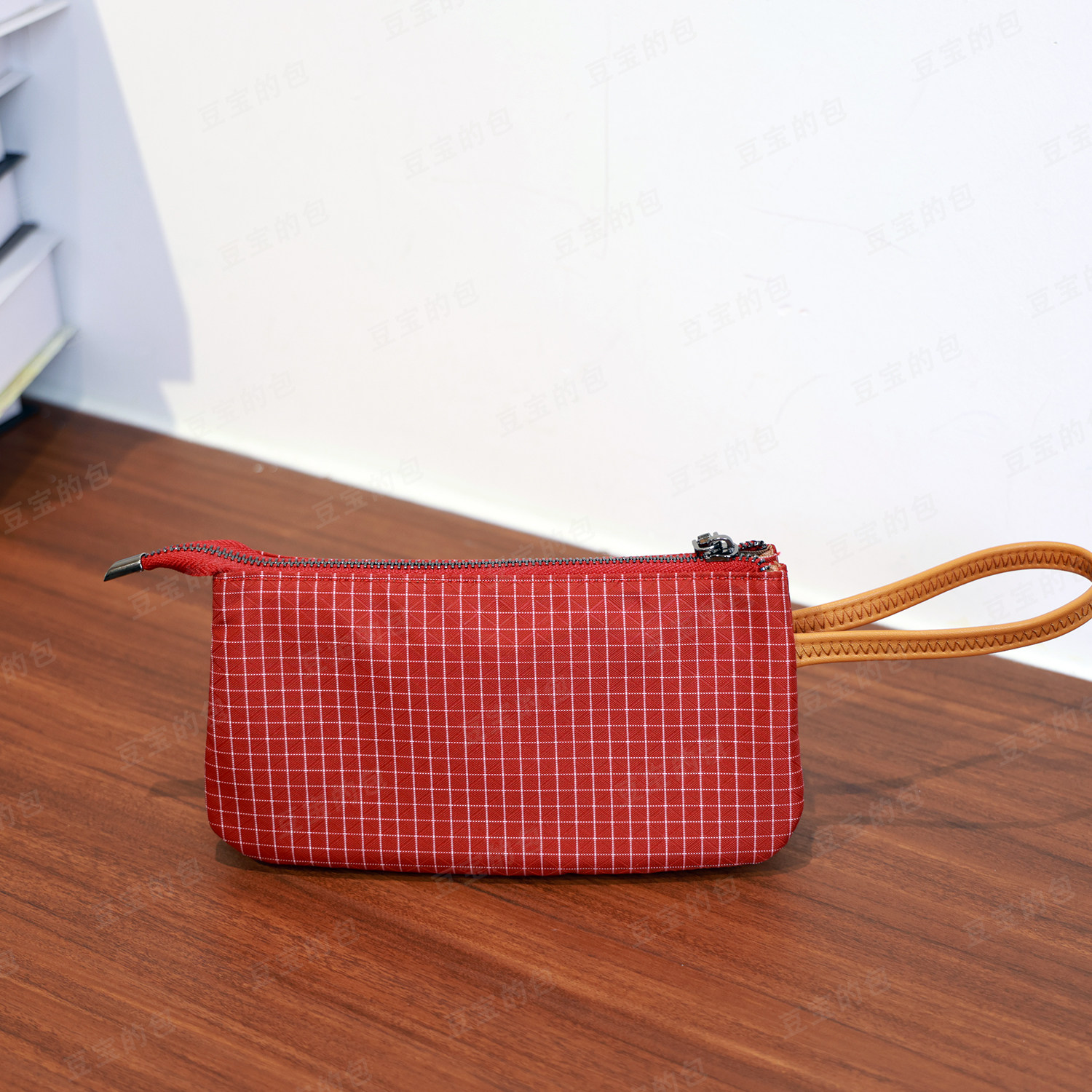 MILIAN/米丽安2026原创新款尼龙防水格子五层手拿包女休闲手机包,淘宝优惠券,粉丝福利购,淘宝优惠卷