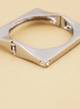 欧美时尚方形镶钻手镯
