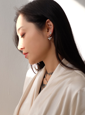 纯银复古风翅膀骷髅宝石元素耳环