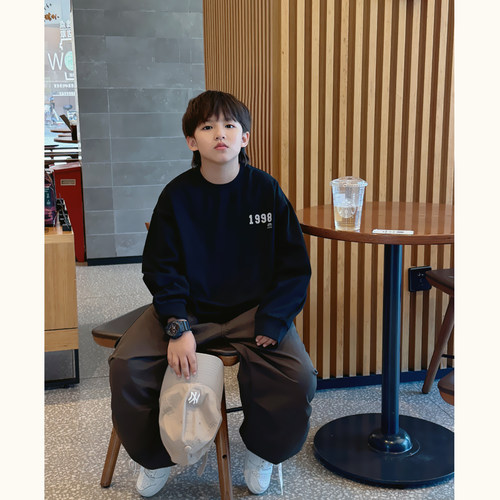 凯文家童装春秋款男童中大童韩版简约字母印花儿童宽松长袖T恤 - 图1