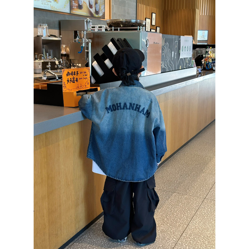 凯文家童装2025年秋季新品男童中大童韩版渐变色儿童牛仔衬衫外套 - 图3