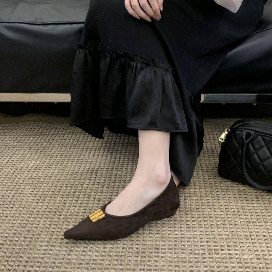 法式复古风金属扣尖头浅口单鞋女绒面百搭通勤鞋,淘宝优惠券,粉丝福利购,淘宝优惠卷