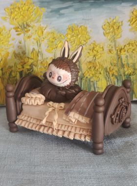 欧式复古床拉布布树脂粘土摆件车载摆件办公桌饰品手办