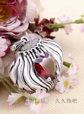 久久外饰  品牌  打标项链坠