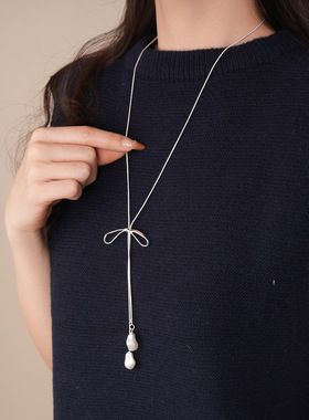 蝴蝶结吊坠珍珠项链轻奢毛衣链