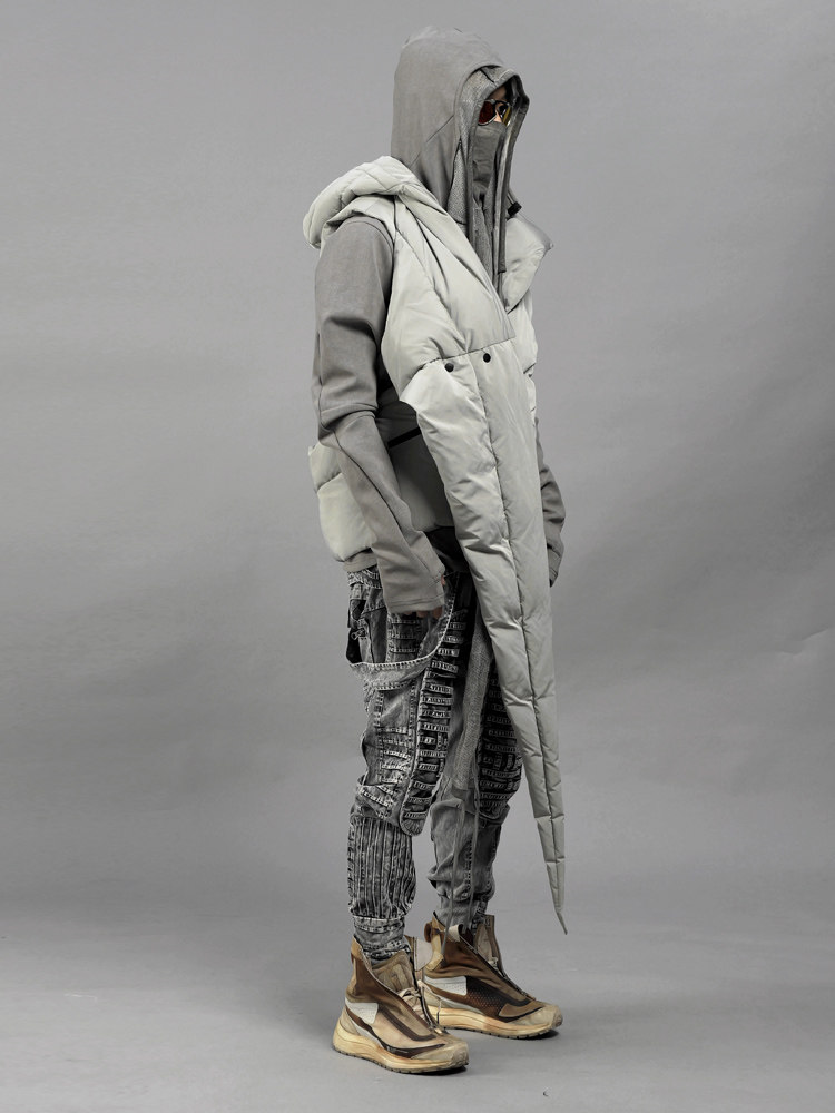 CHAUNK先锋沙丘废土风不对称立体剪裁廓形解构加厚羽绒马甲男RO潮,淘宝优惠券,粉丝福利购,淘宝优惠卷