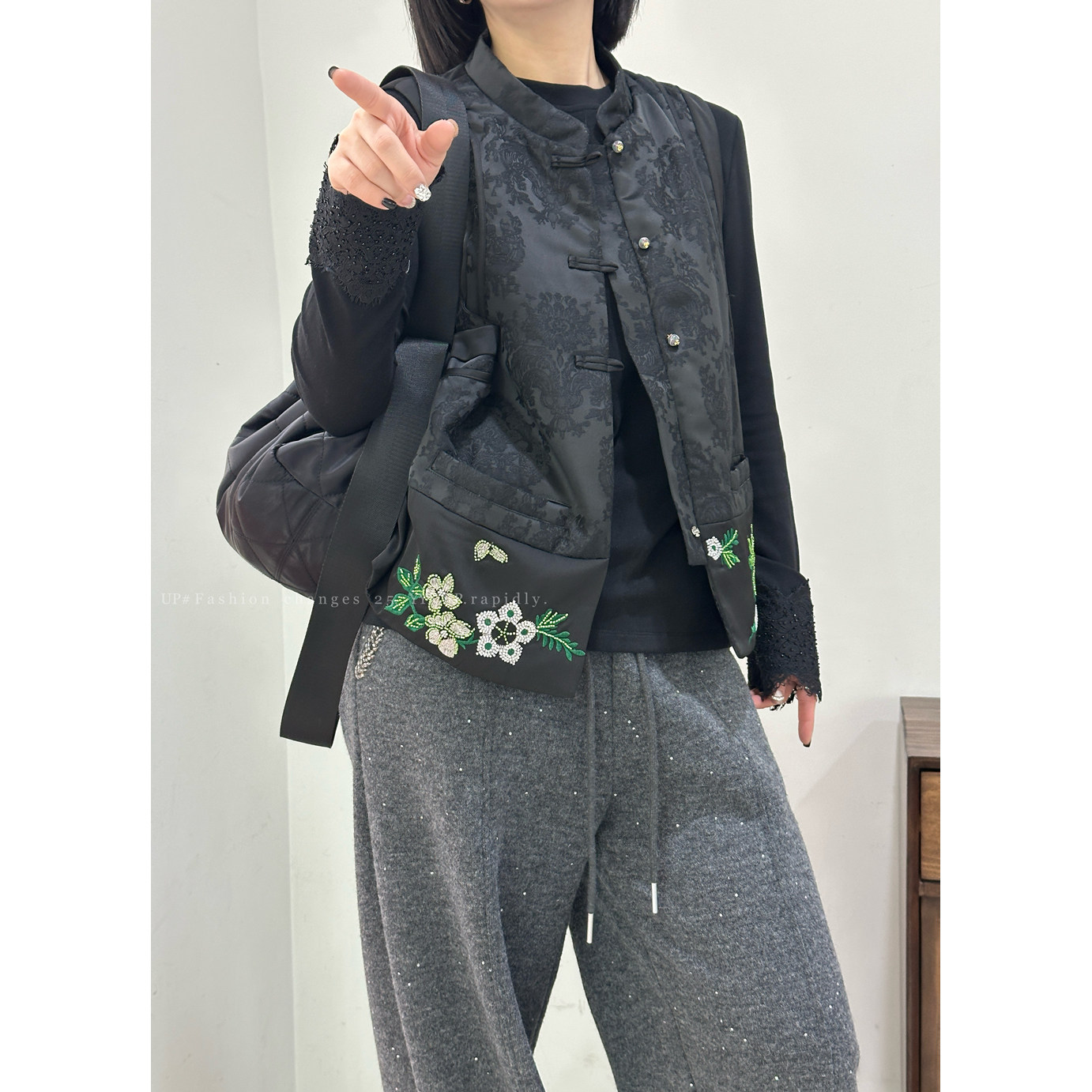 宜语析5850冬新年款加大码马夹女 200斤胖妹mm刺绣国风新中式马甲,淘宝优惠券,粉丝福利购,淘宝优惠卷