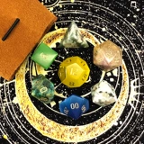 V3 серия различных рудных материалов Бесплатная комбинированная микширование и индивидуальная дракон и подземная городская настольная игра в кости пользовательские реквизиты