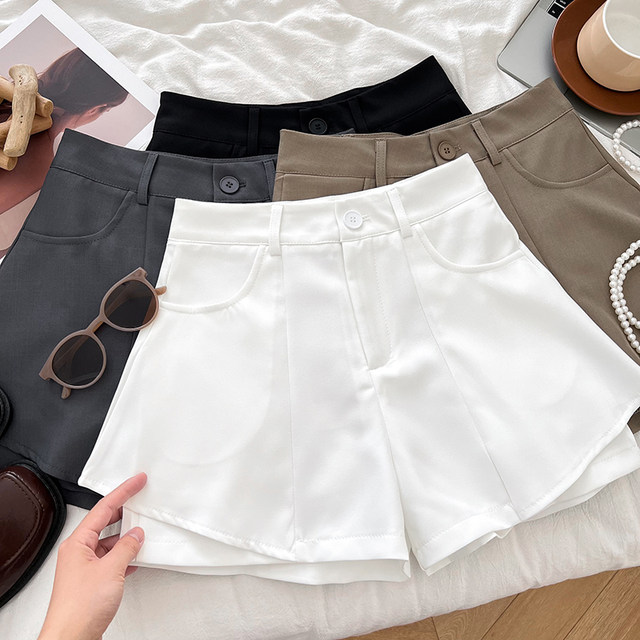 Ruffled high-waist slimming shorts and wide-leg pants