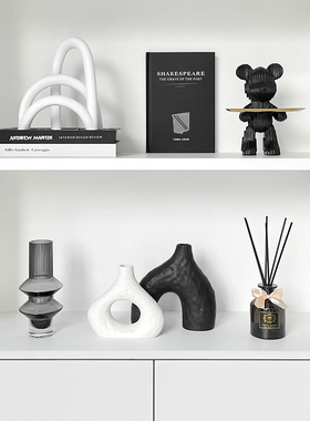简约现代样板间书柜软装摆件饰品