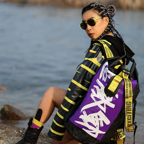 Водонепроницаемый вместительный и большой модный рюкзак для отдыха подходит для мужчин и женщин для путешествий для спортзала для тренировок