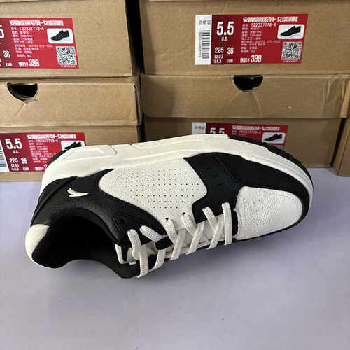 安踏正品春秋休闲学院青年小白鞋情侣男女透气运动板鞋122338010 - 图2