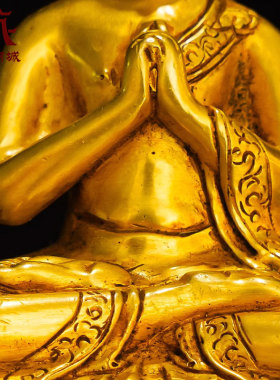 鎏金做旧龙尊王佛铜像摆件