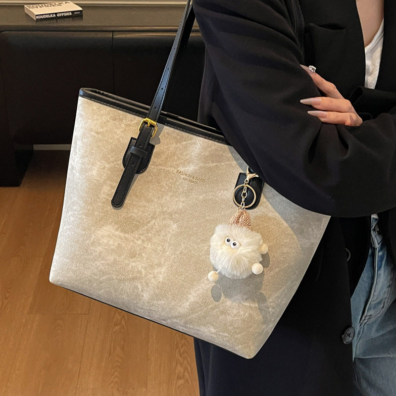 大容量包包女 秋冬百搭2025新休闲单肩包今年流行上班通勤托特包N,淘宝优惠券,粉丝福利购,淘宝优惠卷