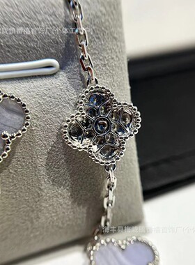 高版新款幸运草花朵手链女甜美百搭天然紫玉髓玛瑙款厚镀18k厂家