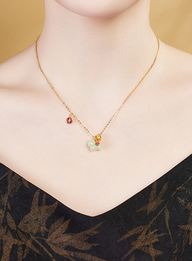 新中式天然和田玉小马吊坠项链女S925纯银钱币国风本命年锁骨检