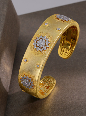 欧美爆款复古夸张精致纯银镀金微嵌锆石镶嵌点缀开口手镯个性大气