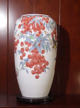 醴陵瓷器艺术风花瓶手绘作品挂盘