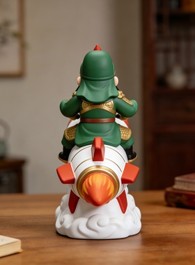 国潮Q版关公坐火箭树脂摆件 武财神关二爷潮玩手办 办公室桌面