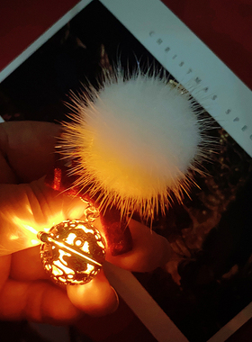 原创汉服配饰红色新年发光花灯球铃铛貂毛球蝴蝶结发夹对夹小簪钗