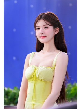 赵露思海报网红美女明星墙贴画学生宿舍卧室超大装饰壁纸壁画自粘