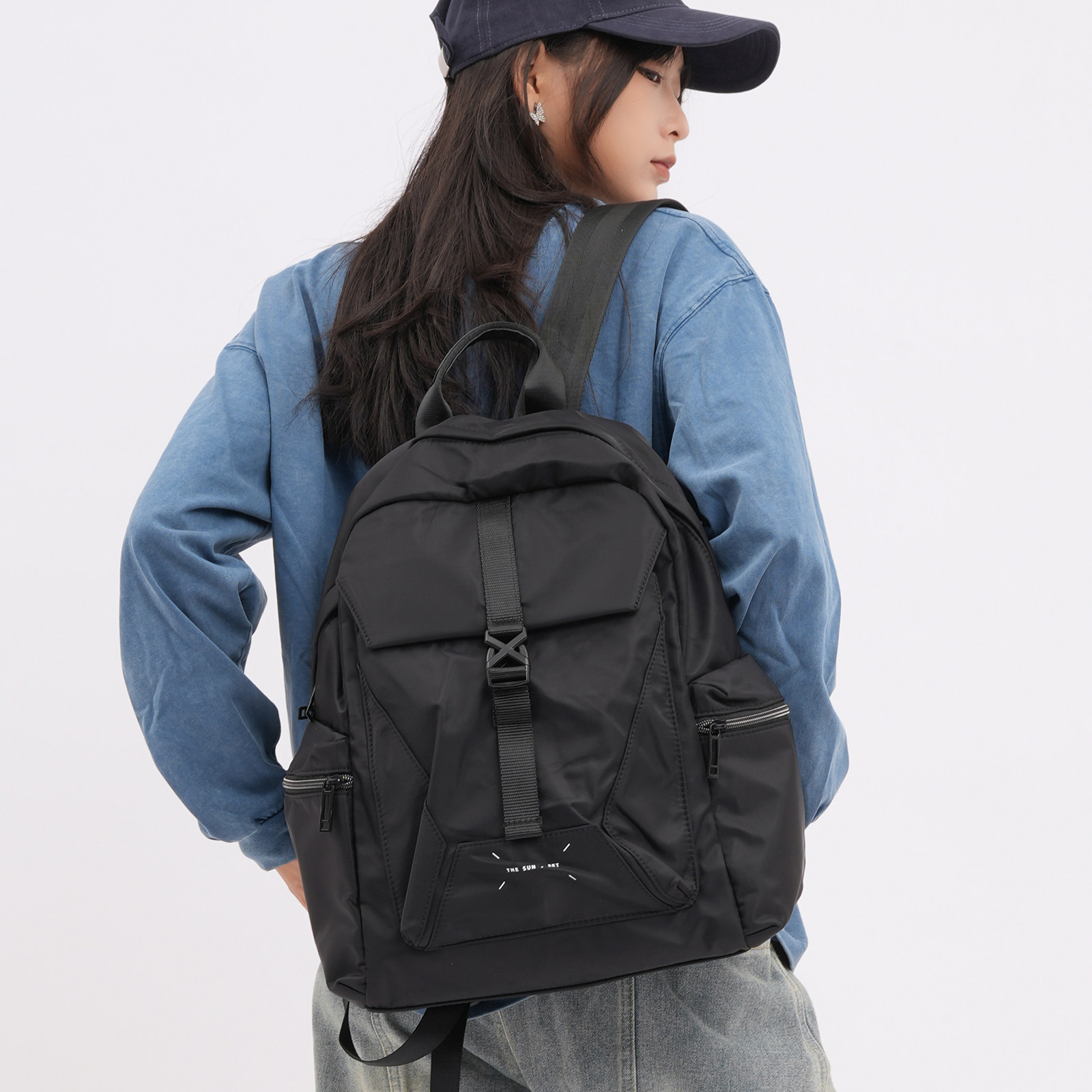 电玩汽水机能风尼龙双肩包男大容量通勤电脑背包书包女旅行登山包,淘宝优惠券,粉丝福利购,淘宝优惠卷