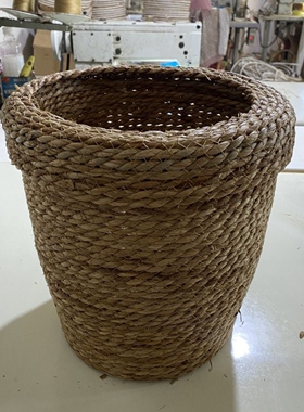 藤编垃圾桶收纳神器新款植物花篮手工编织花篮装饰花盆套摄影道具