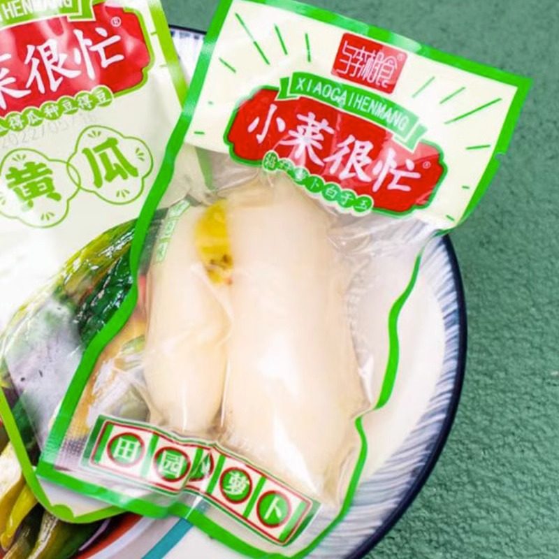 小菜与李湘食很忙黄瓜秋葵贡菜玉米笋咸菜下饭菜咸泡菜袋熟食即食