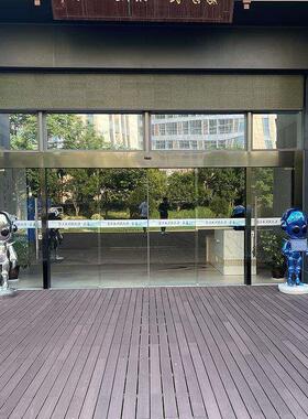 卡通玻璃钢电镀外星人模型网红商场科技馆航天展发光BB8装饰摆件