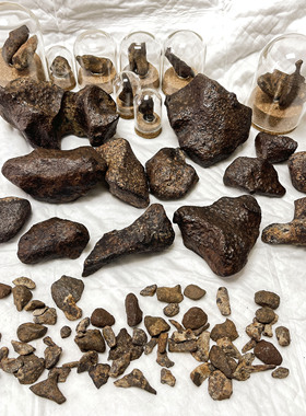 新疆火焰山铁陨石原石星星收藏