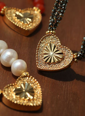 波西米亚串珠立体爱心吊坠项链