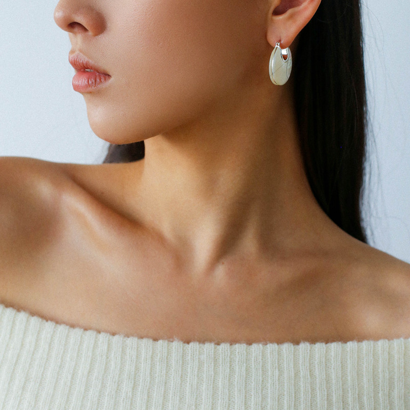 TU家法式复古优雅小众设计天然白贝母耳环高级轻奢百搭耳钉耳饰女,淘宝优惠券,粉丝福利购,淘宝优惠卷